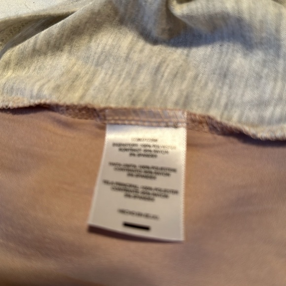 XS Anthropologie Lokoya Tucked Tunic Top By Dolan, Flattering & Versatile - Picture 5 of 5